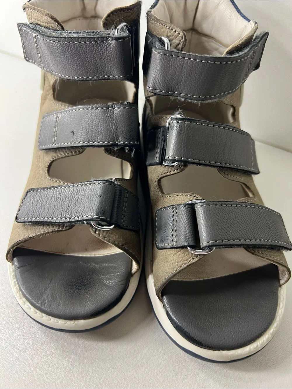 Kids Open-Toe Orthopedic Sandals in Olive with Black Straps - Picture 4 of 14